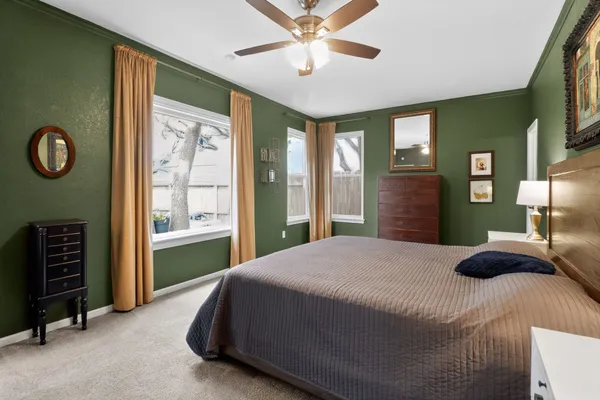 $2,300 | 1607 Gracy Farms Lane, Austin, TX 78758