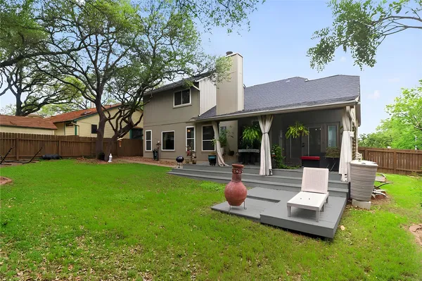$2,300 | 1607 Gracy Farms Lane, Austin, TX 78758