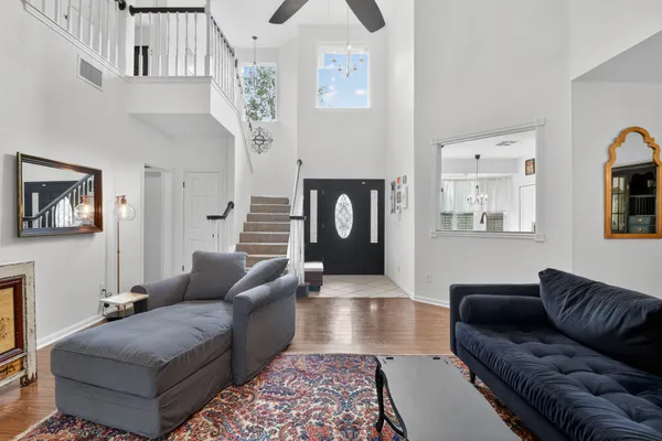 $2,300 | 1607 Gracy Farms Lane, Austin, TX 78758