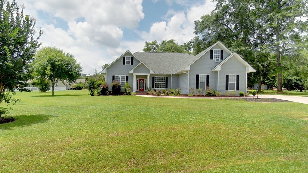 69 Spring Bok Lane Thomasville, GA 31792 - Photo 5 of 56 Gallery Image 5