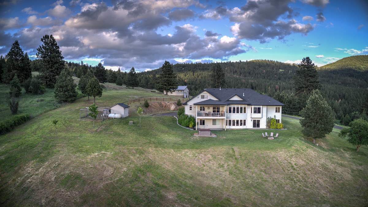 4305 South Quinimose Road Liberty Lake, WA 99019 - Photo 2 of 20 Gallery Image 2