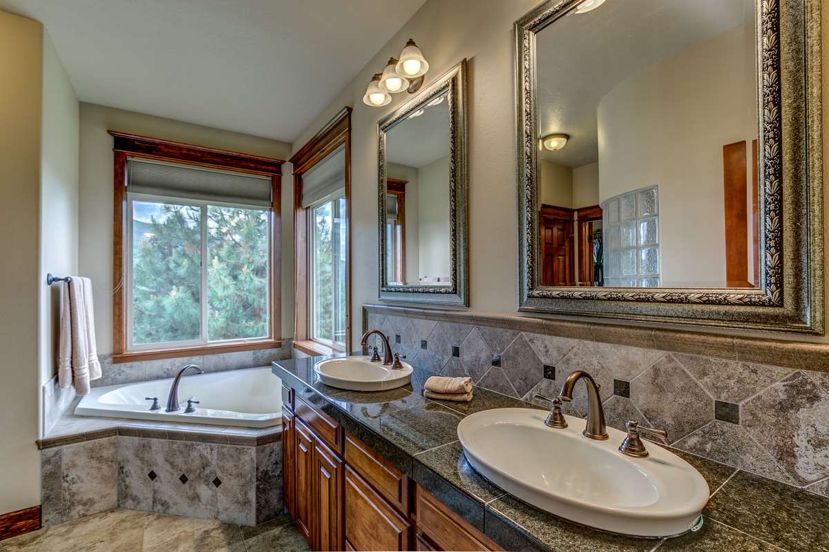 4305 South Quinimose Road Liberty Lake, WA 99019 - Photo 9 of 20 Gallery Image 9