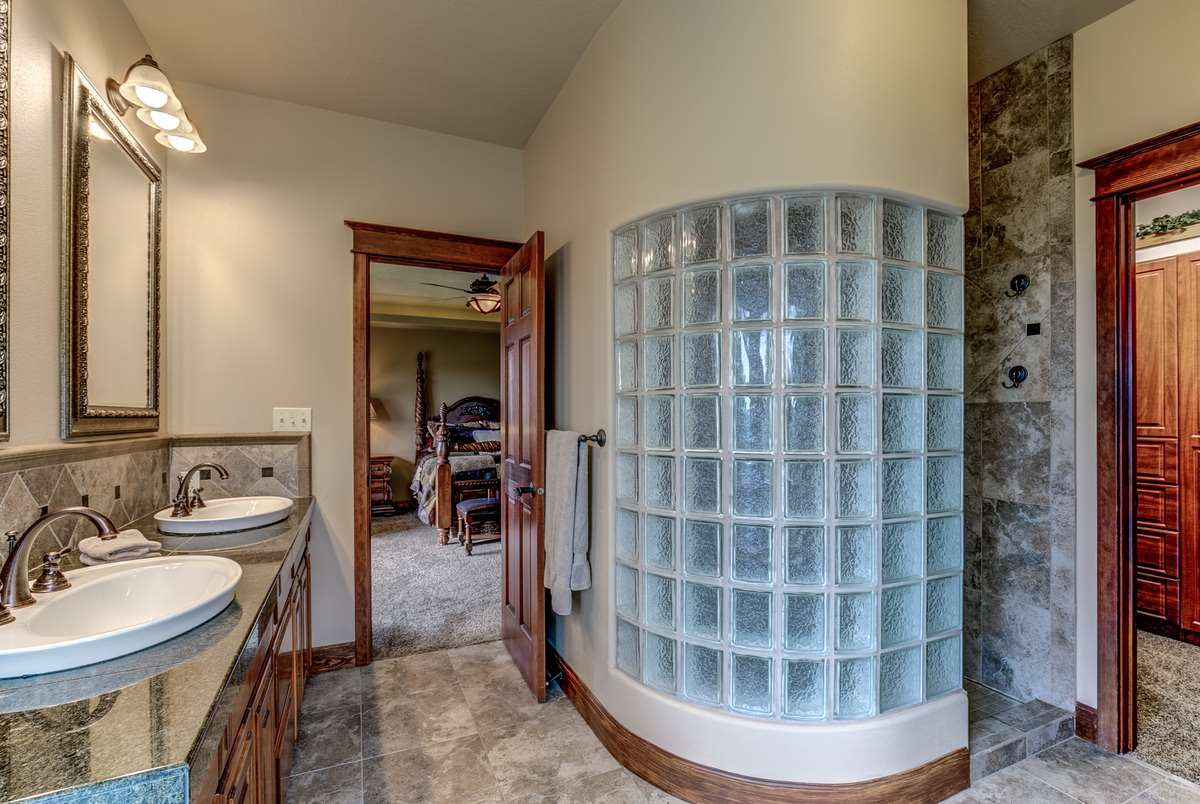 4305 South Quinimose Road Liberty Lake, WA 99019 - Photo 10 of 20 Gallery Image 10