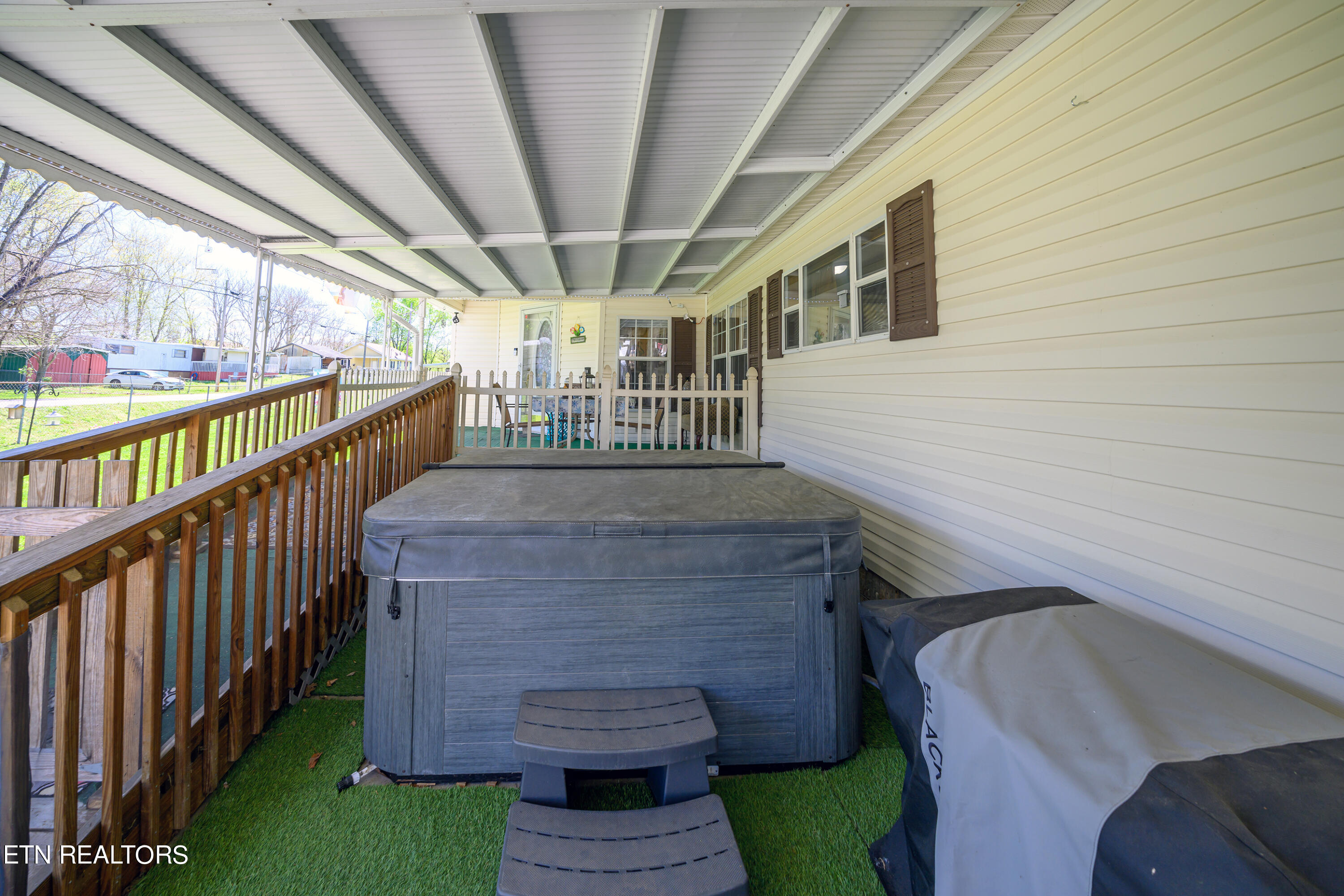 249 Davis Road Strawberry Plains, TN 37871 - Photo 15 of 57 33Exterior_8594