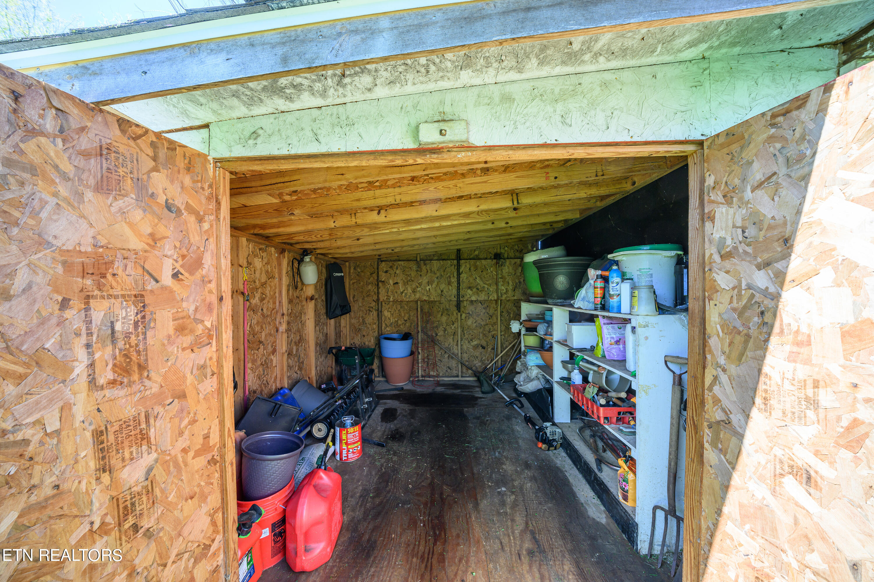 249 Davis Road Strawberry Plains, TN 37871 - Photo 53 of 57 76a 1st Shed_8603