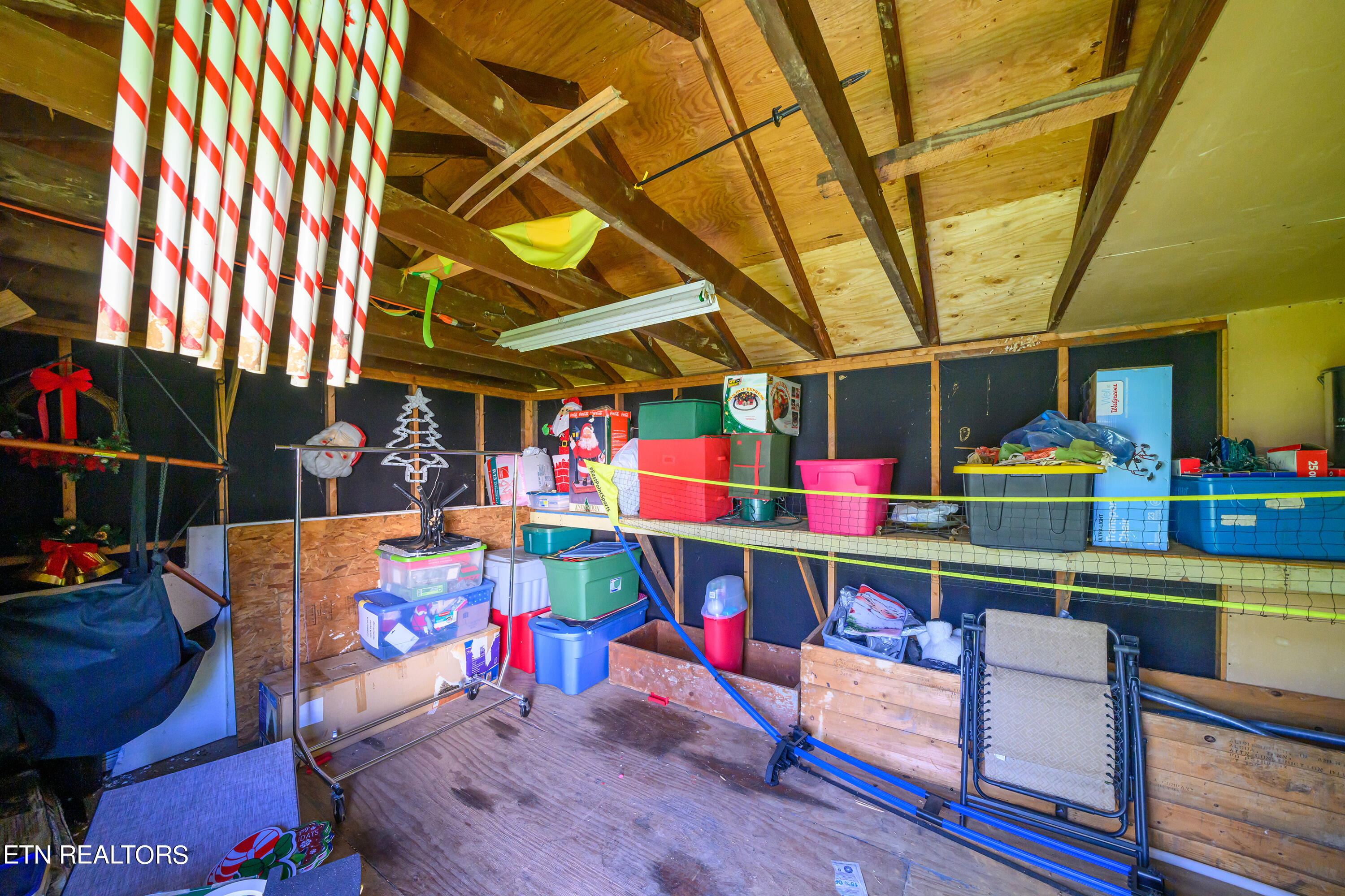 249 Davis Road Strawberry Plains, TN 37871 - Photo 55 of 57 78 2nd Shed_8612