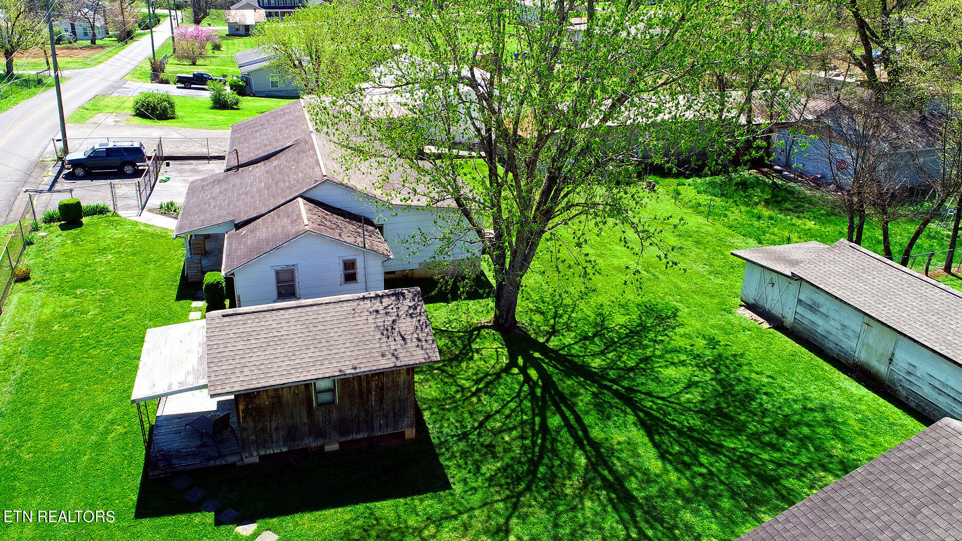 249 Davis Road Strawberry Plains, TN 37871 - Photo 7 of 57 20Exterior_0534