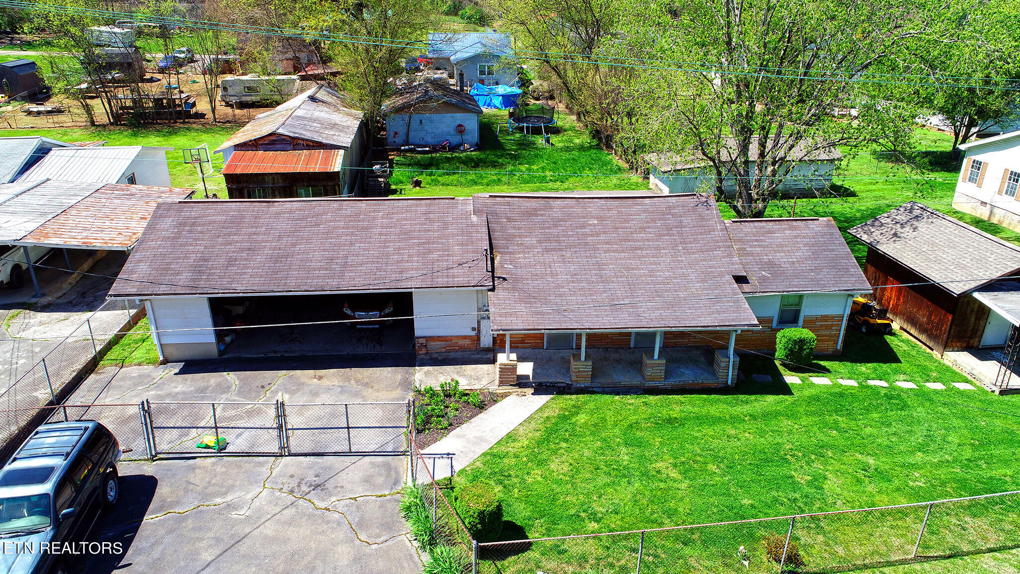 249 Davis Road Strawberry Plains, TN 37871 - Photo 9 of 57 23Exterior_0537