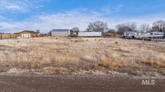 $87,000 | 60 North 449 West, Burley, ID 83318