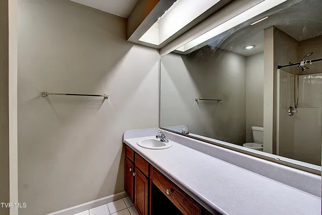 $264,900 | 33 Oak Leaf Circle, Unit 33, Johnson City, TN 37601