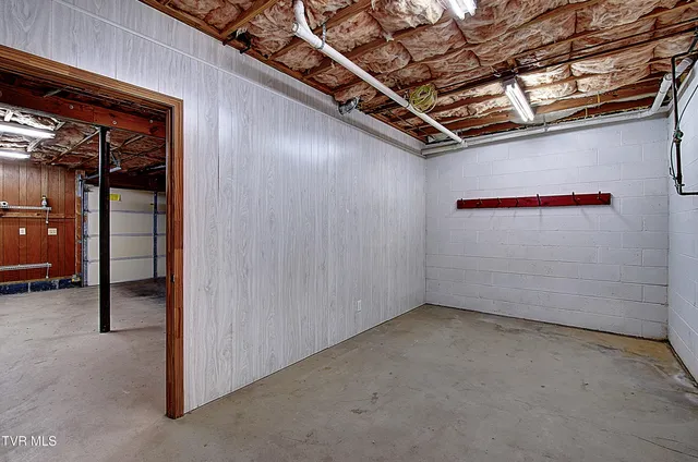 $264,900 | 33 Oak Leaf Circle, Unit 33, Johnson City, TN 37601