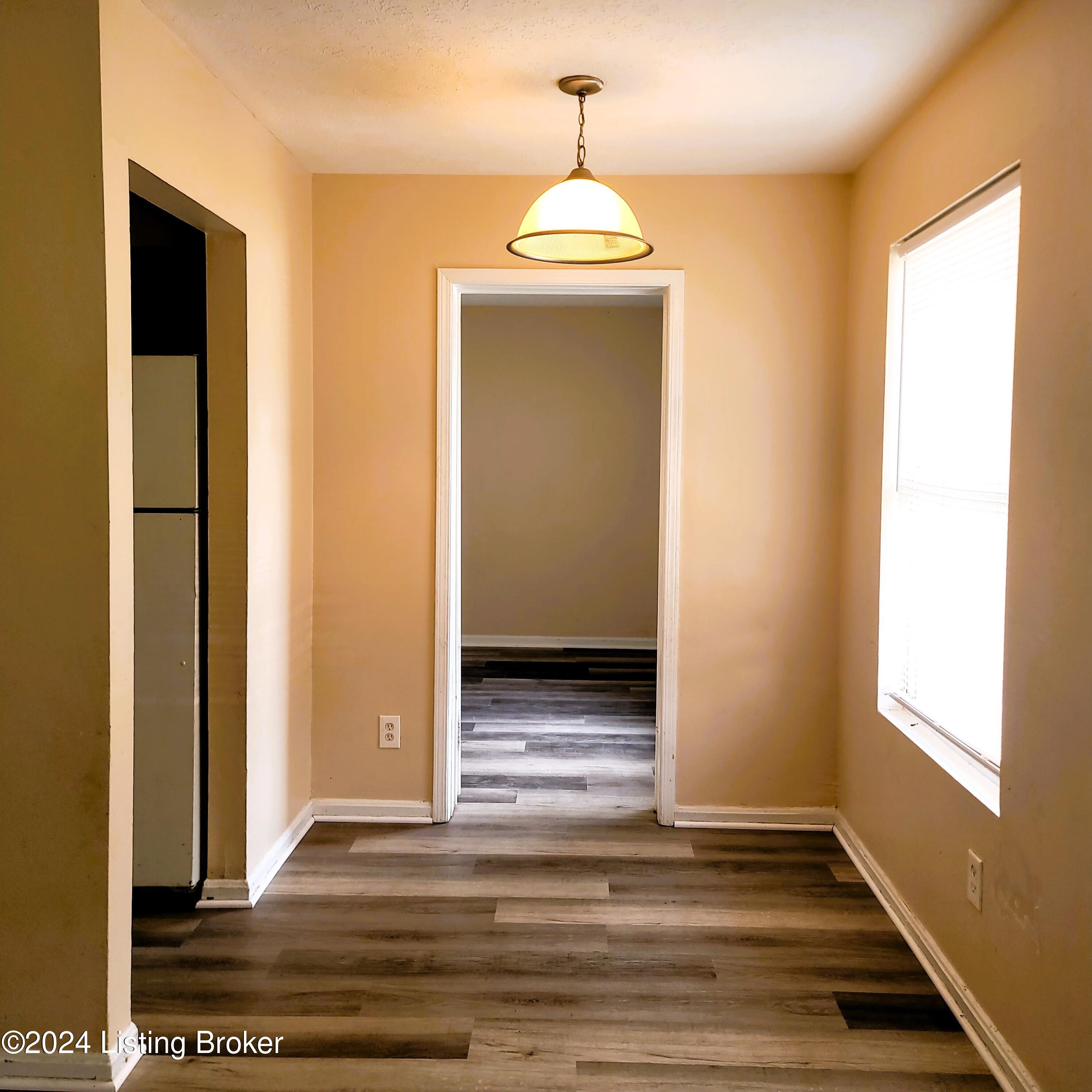 3422 Shagbark Road Louisville, KY 40216 - Photo 4 of 20 Unit 2 2bd 1fb Dining