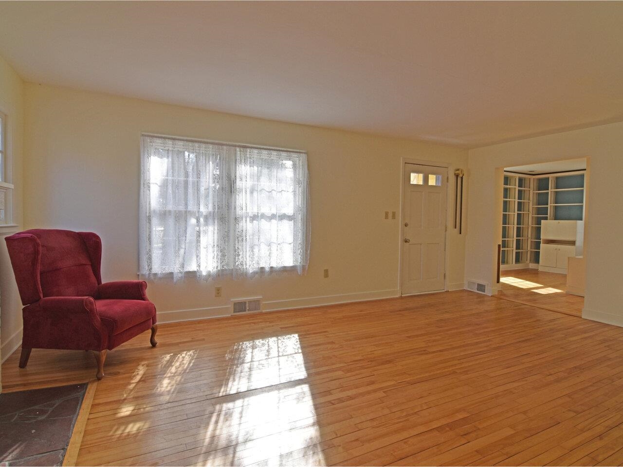 1033 Pine Street Burlington, VT 05401 - Photo 12 of 44