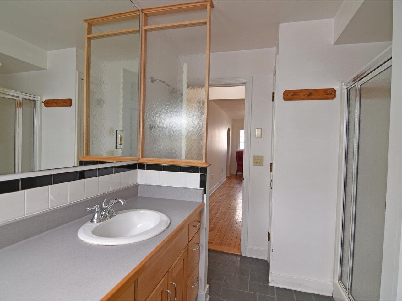 1033 Pine Street Burlington, VT 05401 - Photo 19 of 44