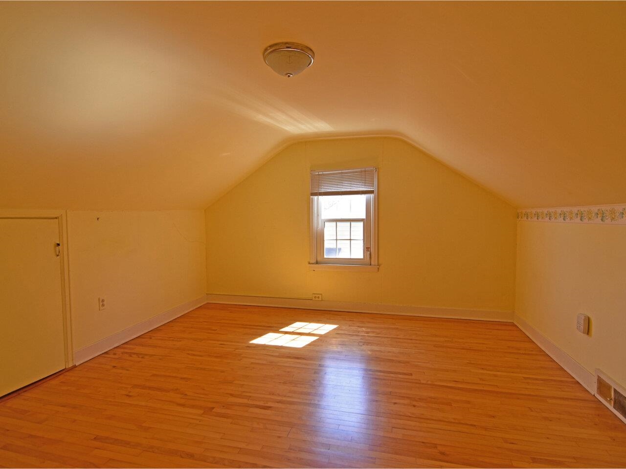 1033 Pine Street Burlington, VT 05401 - Photo 31 of 44