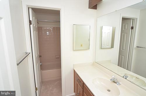 14904 Lear Lane Silver Spring, MD 20905 - Photo 14 of 30 Bath