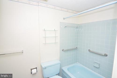 14904 Lear Lane Silver Spring, MD 20905 - Photo 5 of 30 Bath (Master)