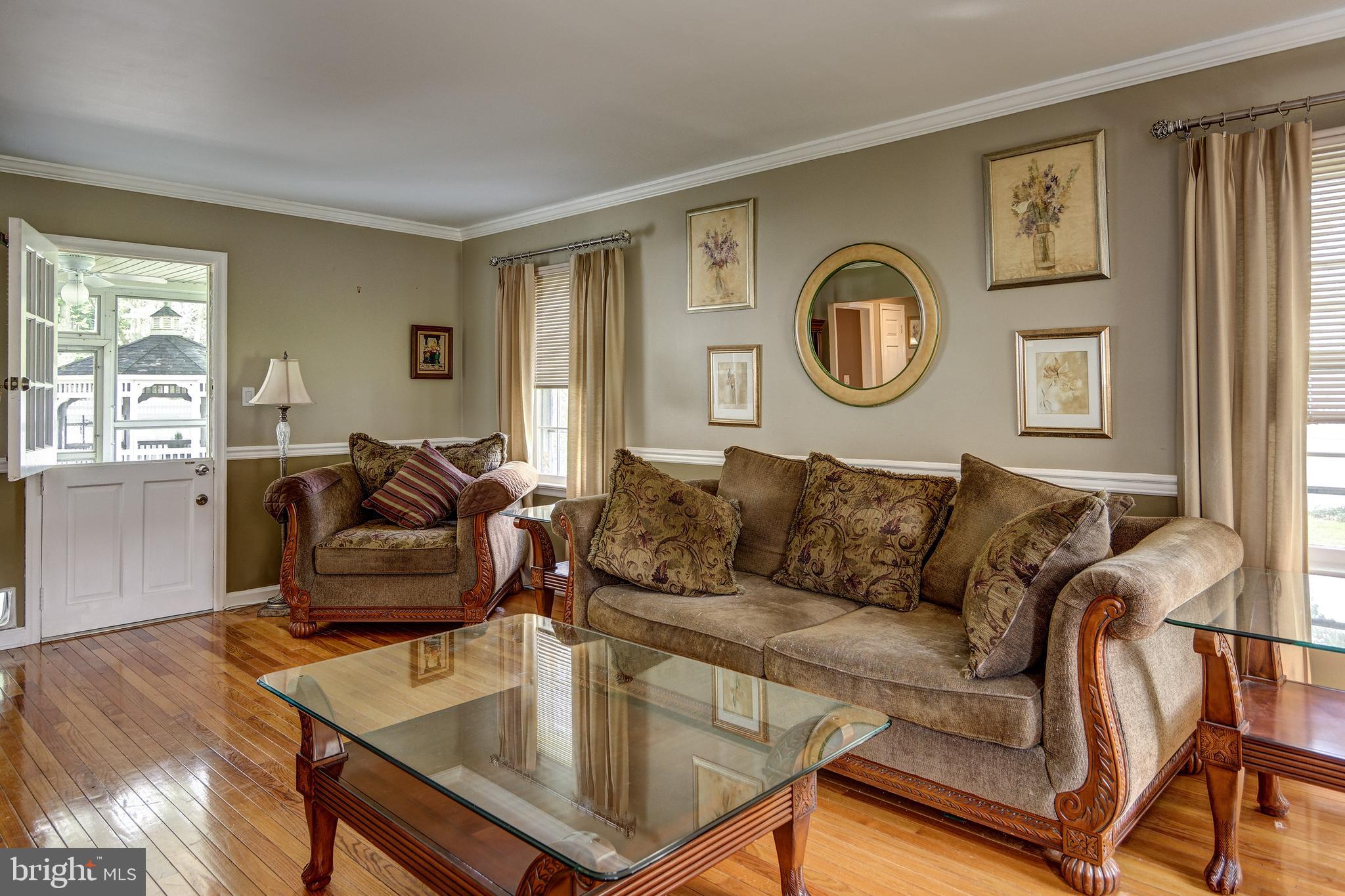 201 Union Mill Road Mount Laurel, NJ 08054 - Photo 4 of 38 Glistening Hardwoods Of The Living Room