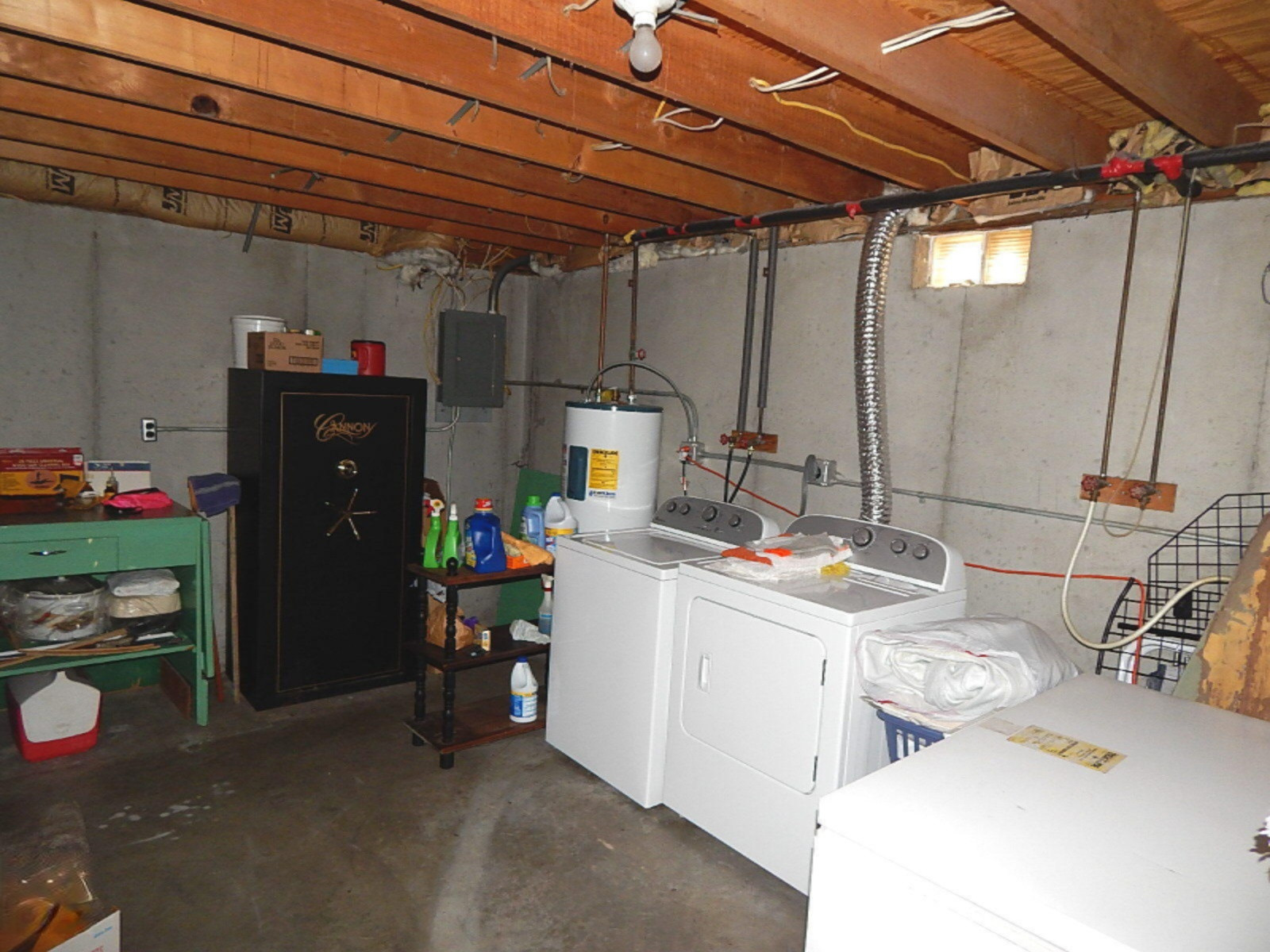 165 11 Mile Road Northwest Sparta, MI 49345 - Photo 15 of 19 Laundry