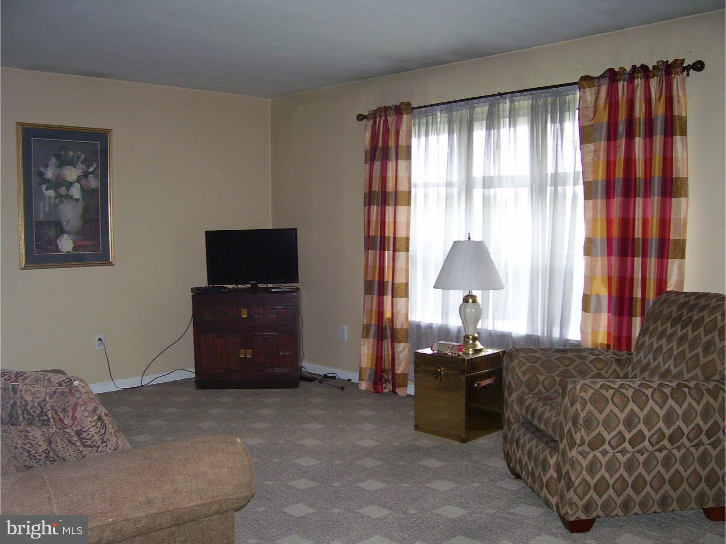 114 Brookhill Road Newtown Square, PA 19073 - Photo 2 of 12 Gallery Image 2