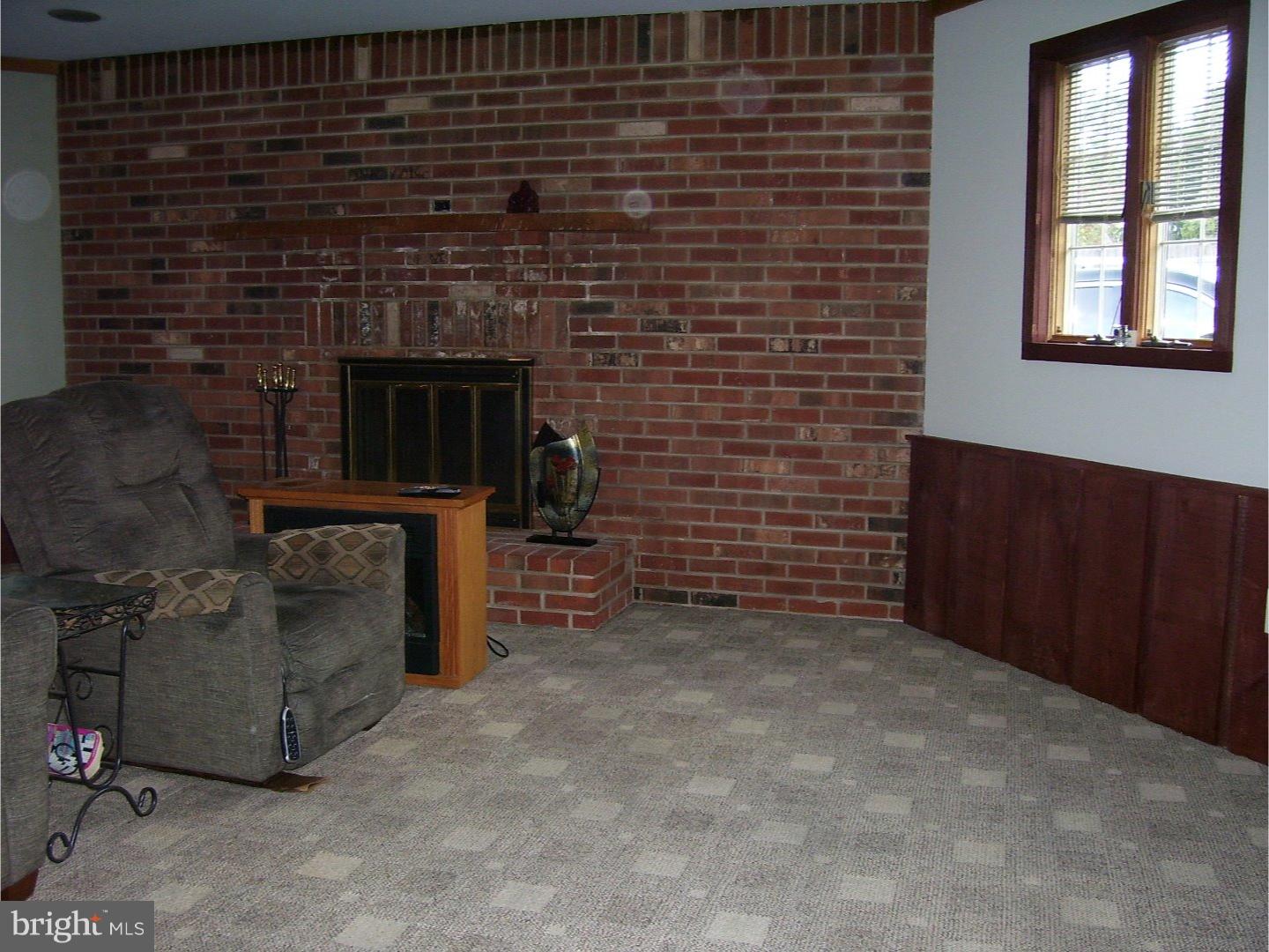 114 Brookhill Road Newtown Square, PA 19073 - Photo 3 of 12 Gallery Image 3