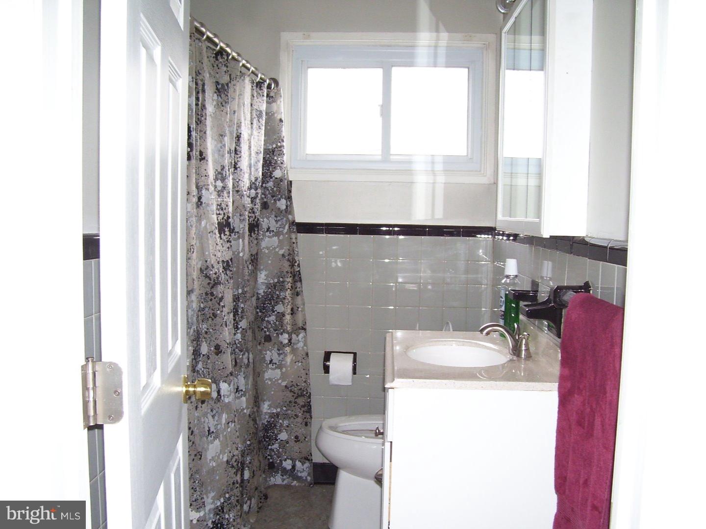114 Brookhill Road Newtown Square, PA 19073 - Photo 9 of 12 Gallery Image 9