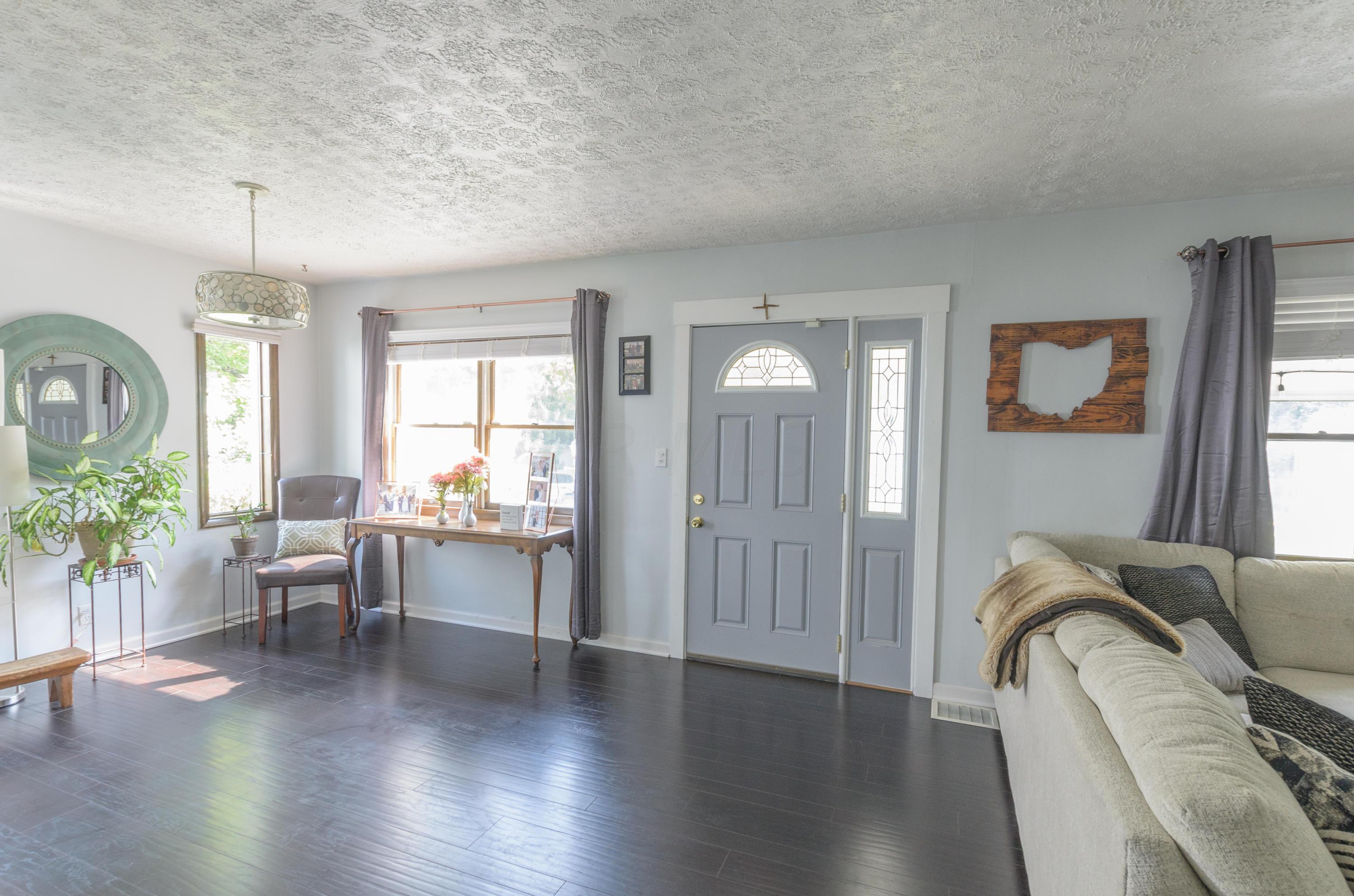 372 Chase Road Columbus, OH 43214 - Photo 8 of 30 Gallery Image 8