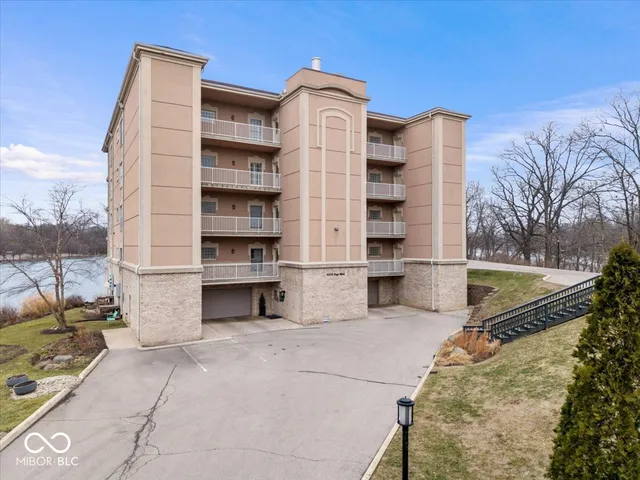 $550,000 | 6650 Page Boulevard, Unit 101, Indianapolis, IN 46220