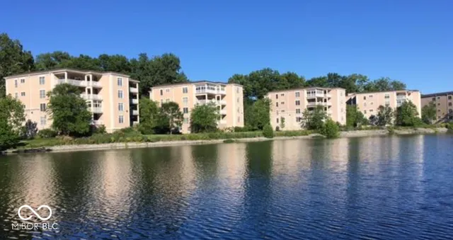 $550,000 | 6650 Page Boulevard, Unit 101, Indianapolis, IN 46220