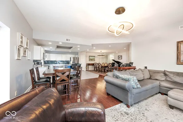 $550,000 | 6650 Page Boulevard, Unit 101, Indianapolis, IN 46220