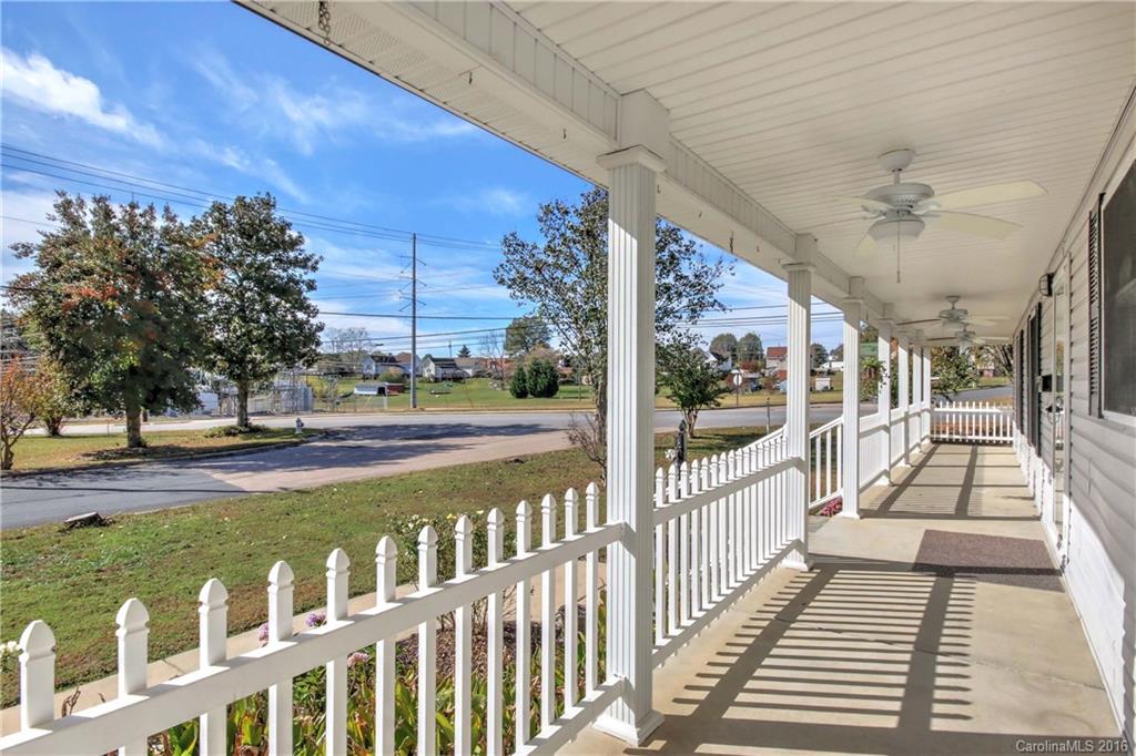 305 East Rice Street Landis, NC 28088 - Photo 3 of 24 Gallery Image 3
