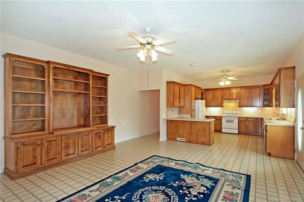 305 East Rice Street Landis, NC 28088 - Photo 5 of 24 Gallery Image 5