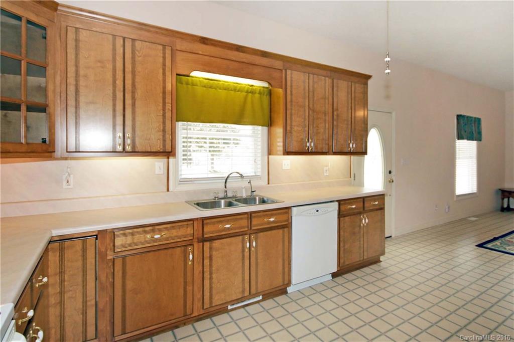 305 East Rice Street Landis, NC 28088 - Photo 8 of 24 Gallery Image 8