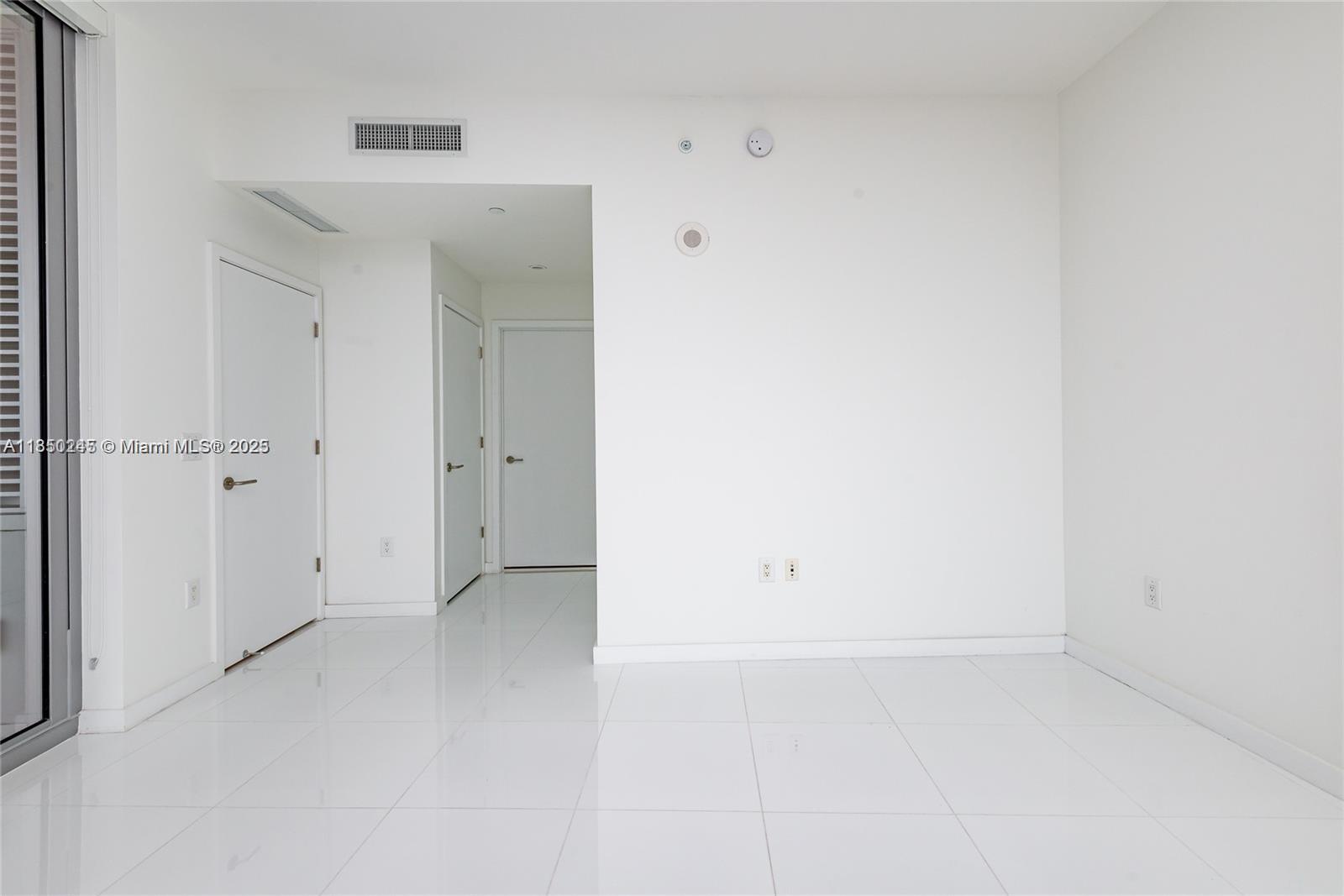 851 Northeast 1st Avenue, Unit 2100 Miami, FL 33132 - Photo 25 of 40