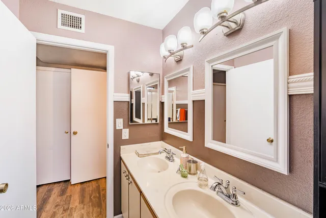 $425,000 | 8151 West Sierra Vista Drive, Glendale, AZ 85303