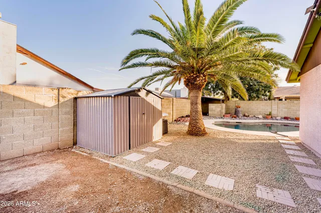 $425,000 | 8151 West Sierra Vista Drive, Glendale, AZ 85303