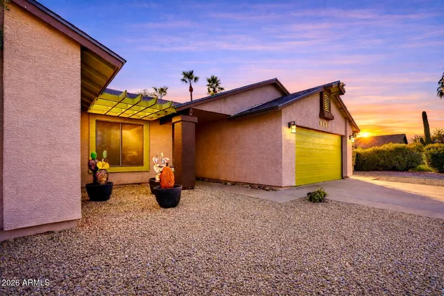 $425,000 | 8151 West Sierra Vista Drive, Glendale, AZ 85303