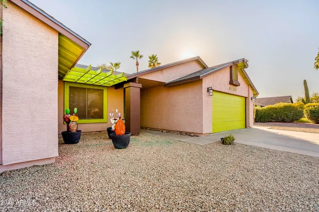 $425,000 | 8151 West Sierra Vista Drive, Glendale, AZ 85303