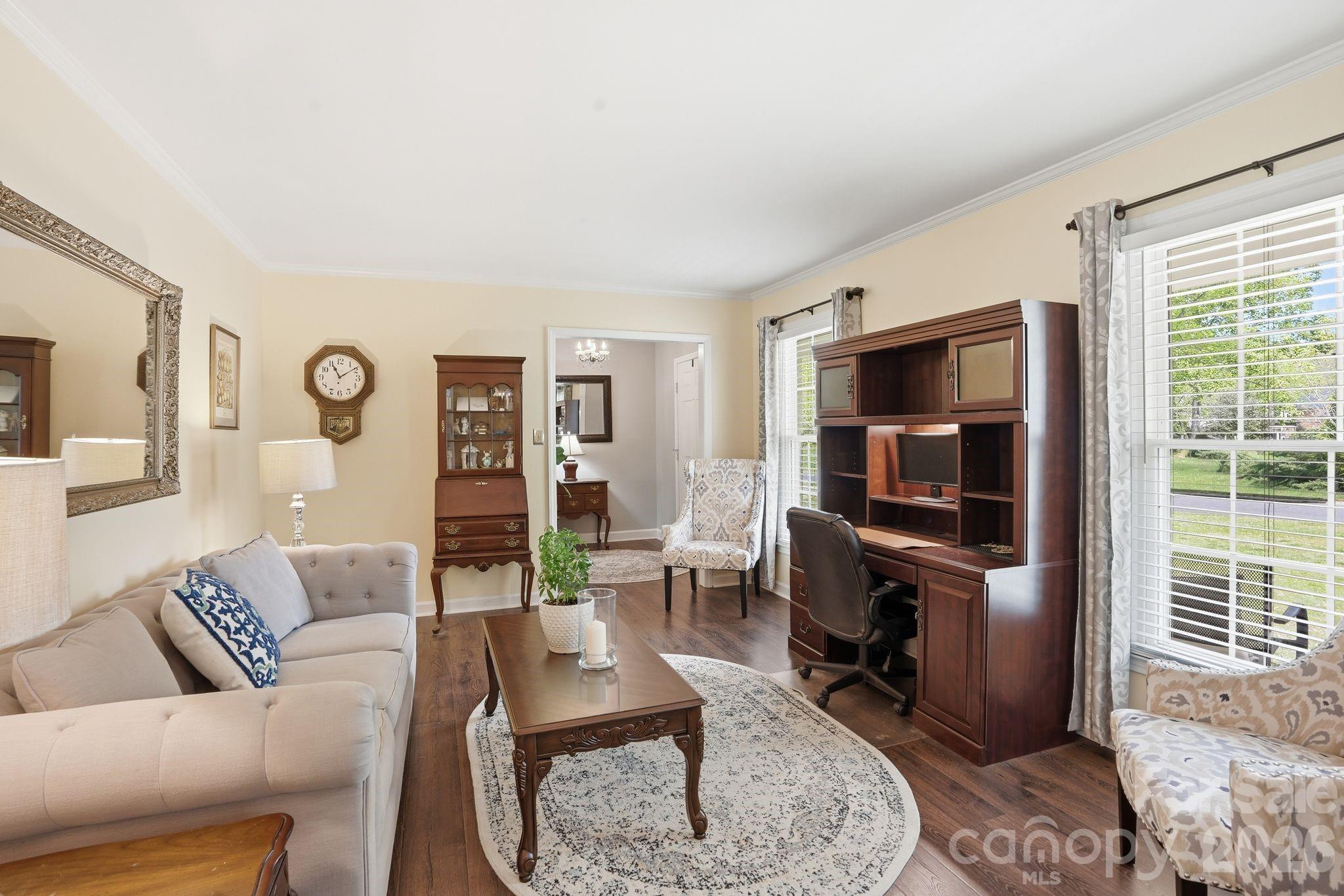 7245 Hopeton Road Charlotte, NC 28210 - Photo 9 of 32 Gallery Image 9