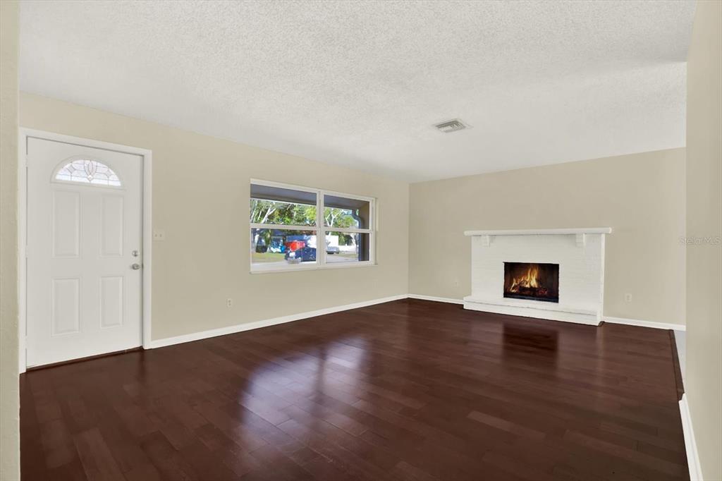 3485 Pine Street Dunedin, FL 34698 - Photo 2 of 26