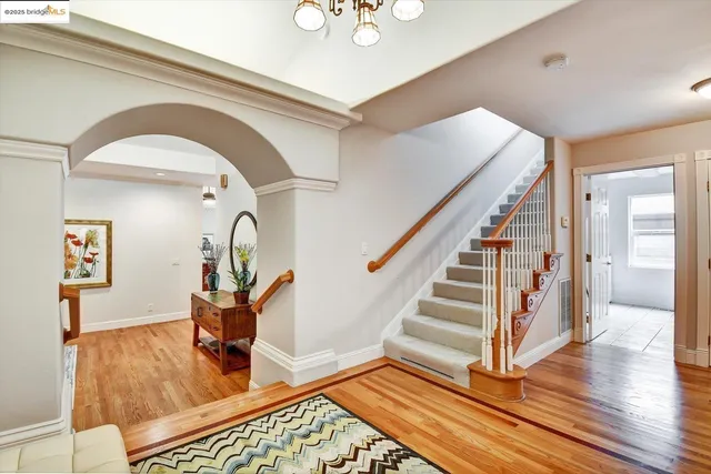 $1,500,000 | 6940 Norfolk Road, Berkeley, CA 94705