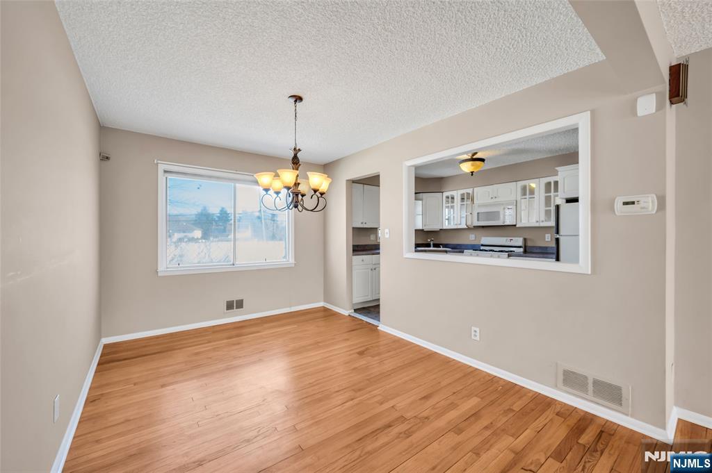 24 Carolyn Road Belleville, NJ 07109 - Photo 2 of 22