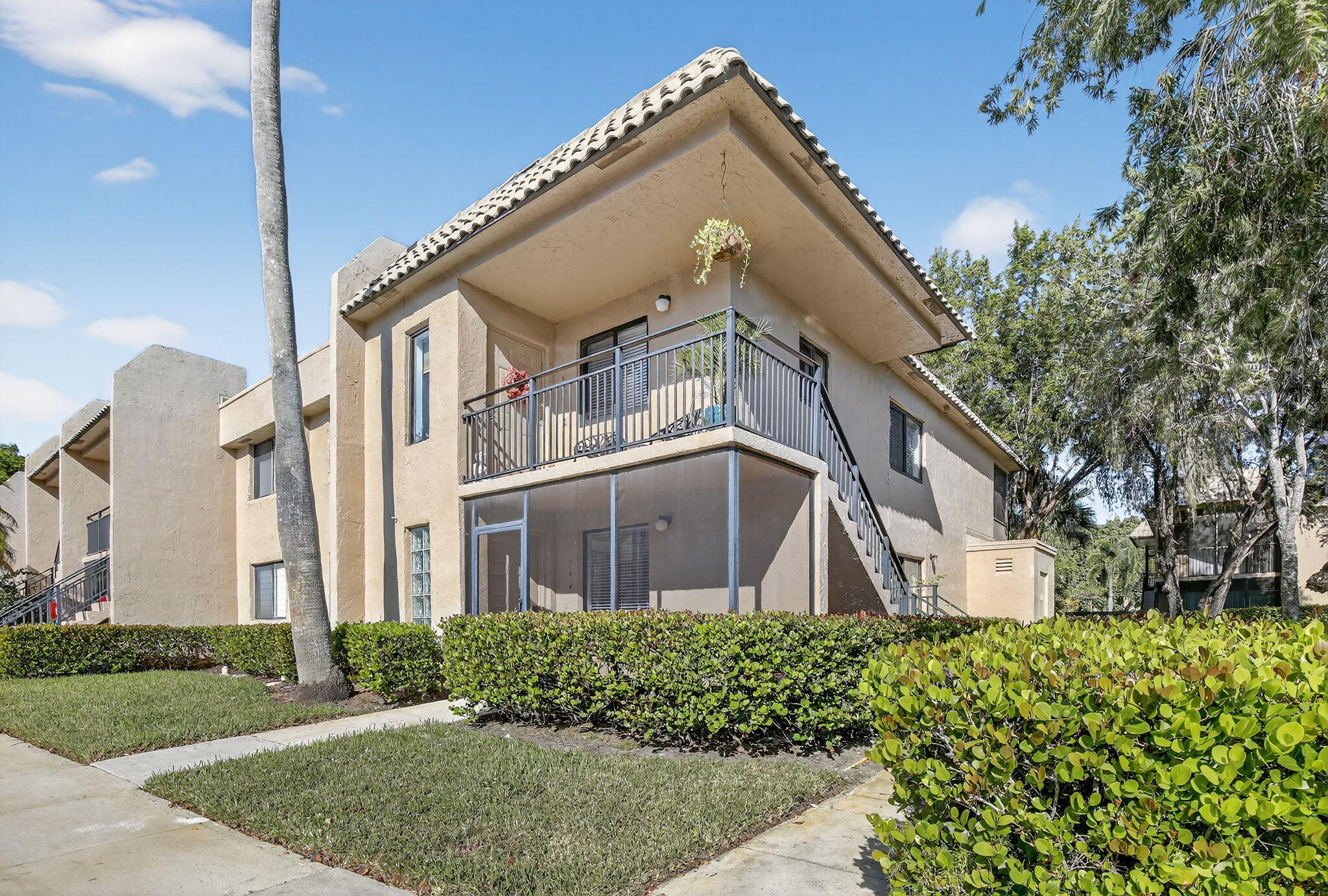 380 Racquet Club Road, Unit 106 Weston, FL 33326 - Photo 1 of 40 3-web-or-mls-_A7A6185