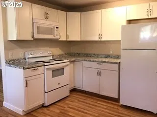 $250,000 | 613 Irving Drive, Myrtle Creek, OR 97457