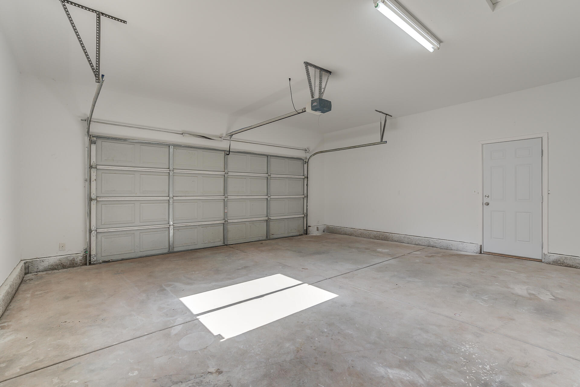 1101 Layton Road Redding, CA 96002 - Photo 28 of 37 a view of a garage
