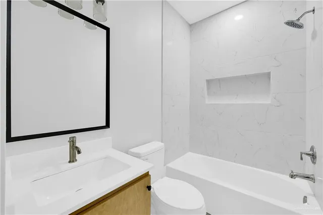 $1,350 | 2309 South Hillside Avenue, Unit 3, Edinburg, TX 78542