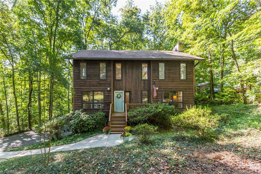 3231 High Cliffs Road Pfafftown, NC 27040 - Photo 1 of 36 Gallery Image 1