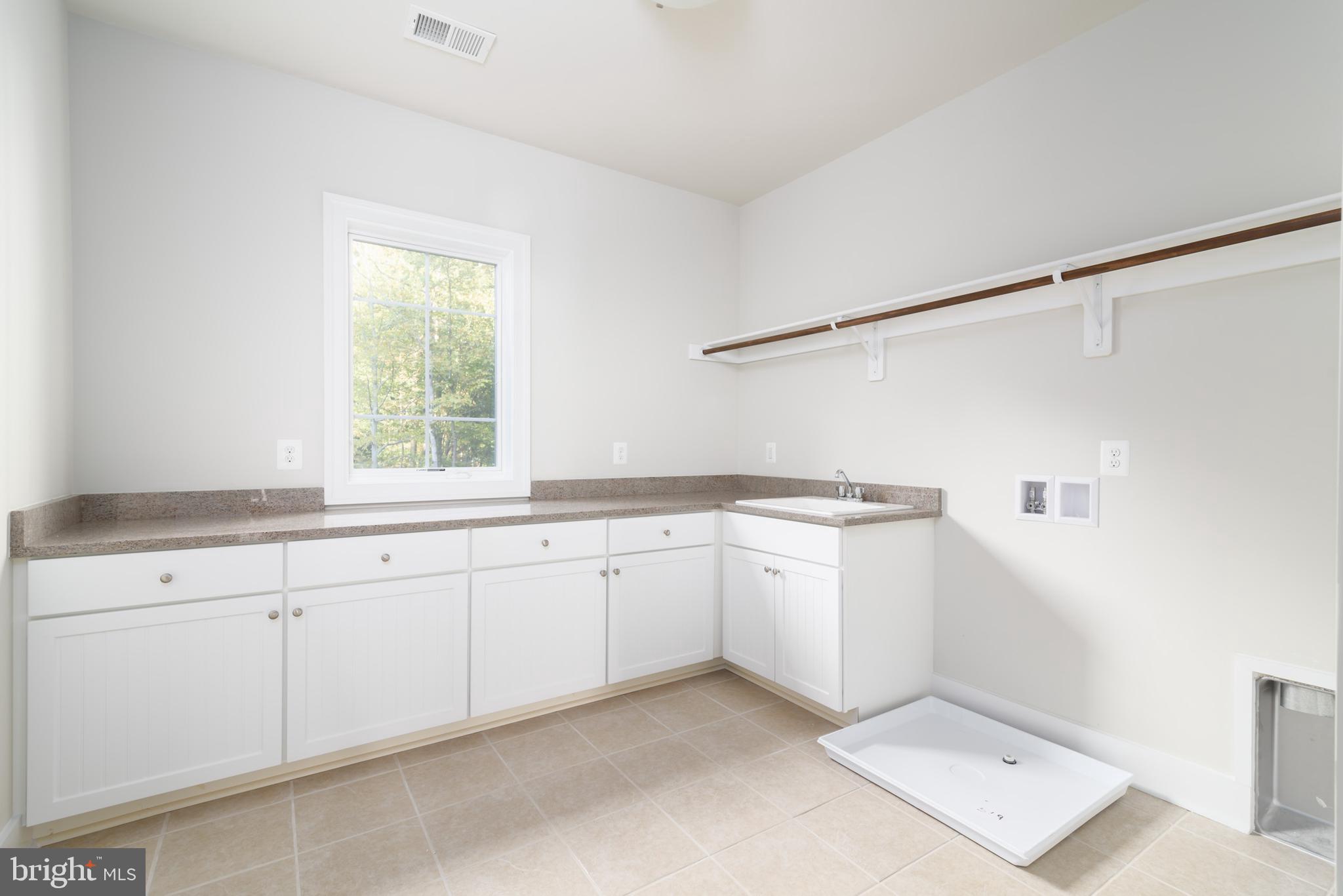 601 Marshall Road Southwest Vienna, VA 22180 - Photo 11 of 16 LAUNDRY-ROOM