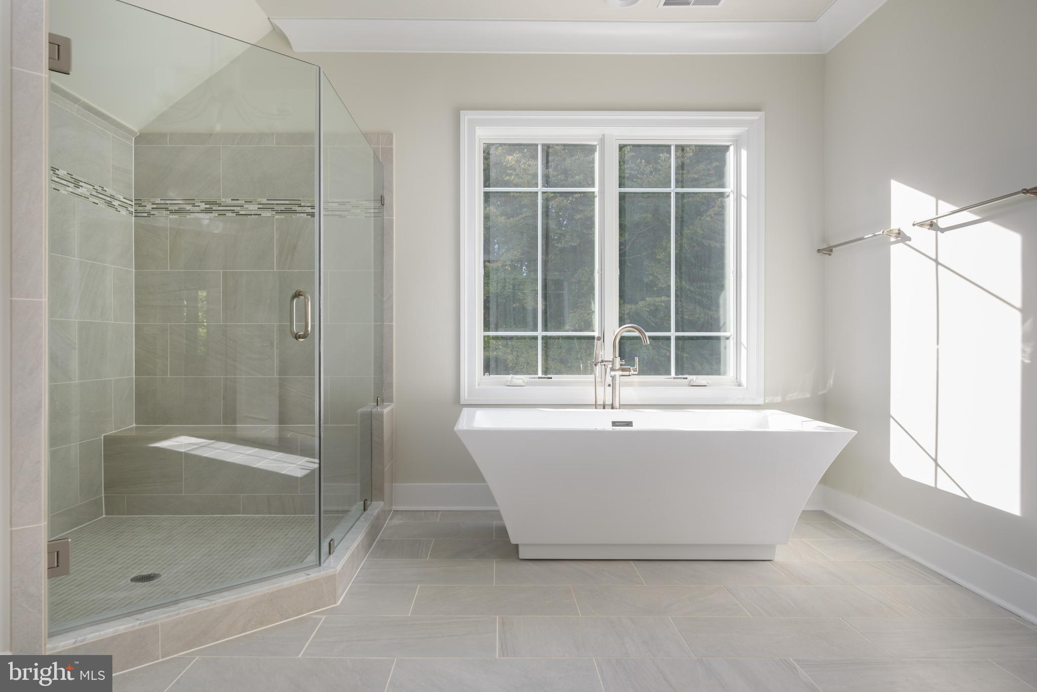 601 Marshall Road Southwest Vienna, VA 22180 - Photo 15 of 16 MASTER SUITE BATH
