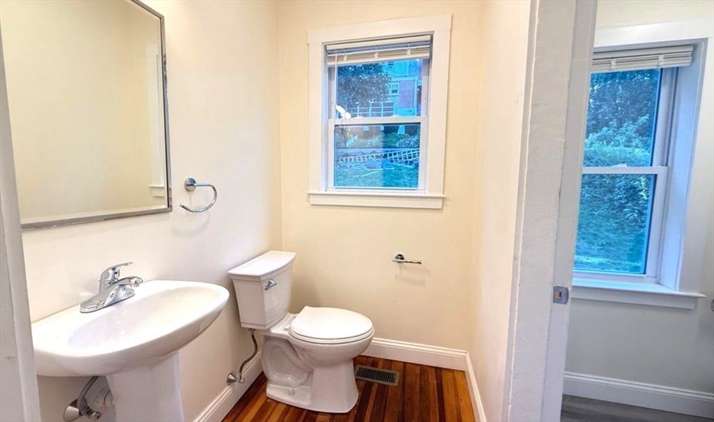 96 Brayton Road Boston, MA 02135 - Photo 8 of 29